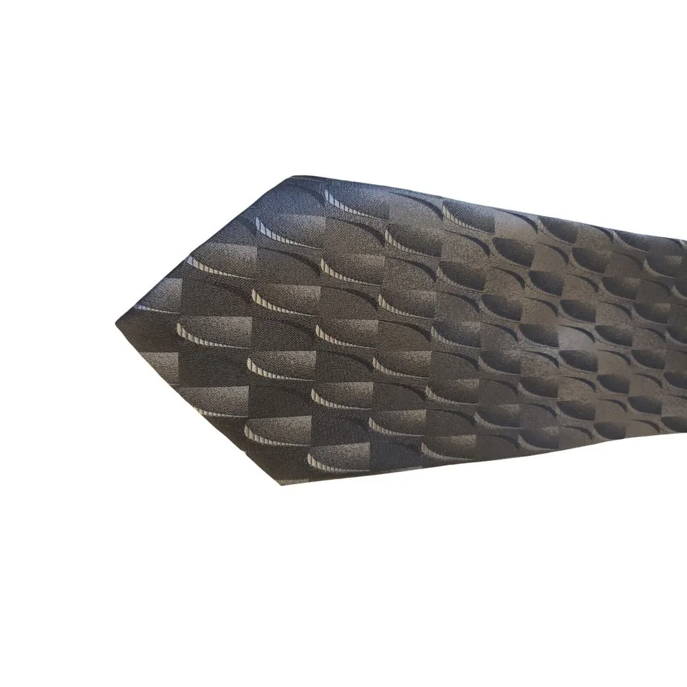 David‎ Taylor Designer Polyester Tie Gray Geometric Necktie Made in USA Business